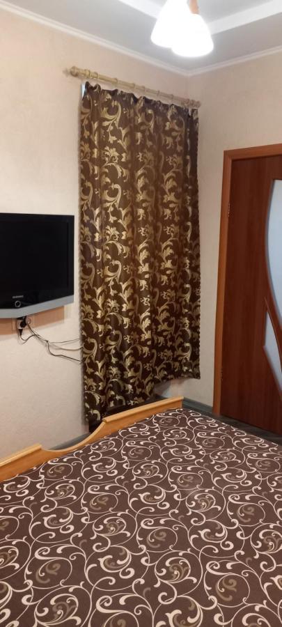 Марка Вовчка 40 Leópolis Exterior foto